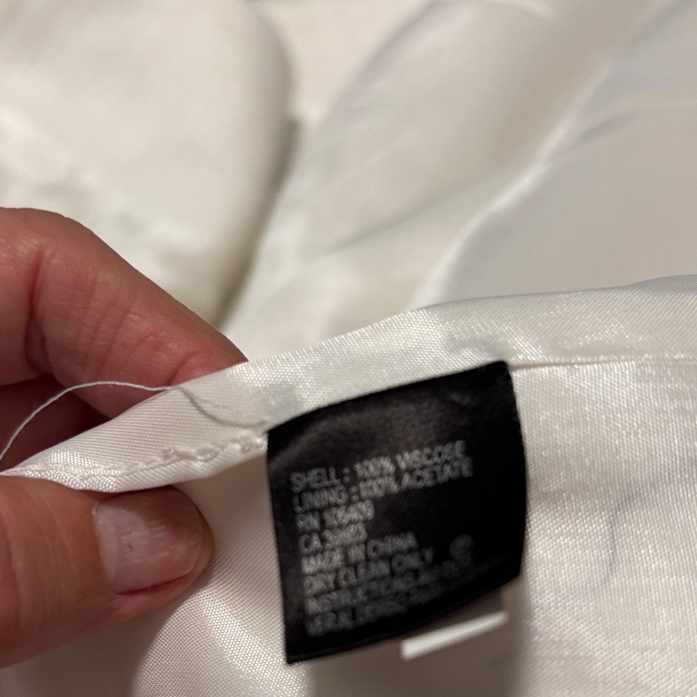 Tahari Pants Suit - Picture 11 of 11